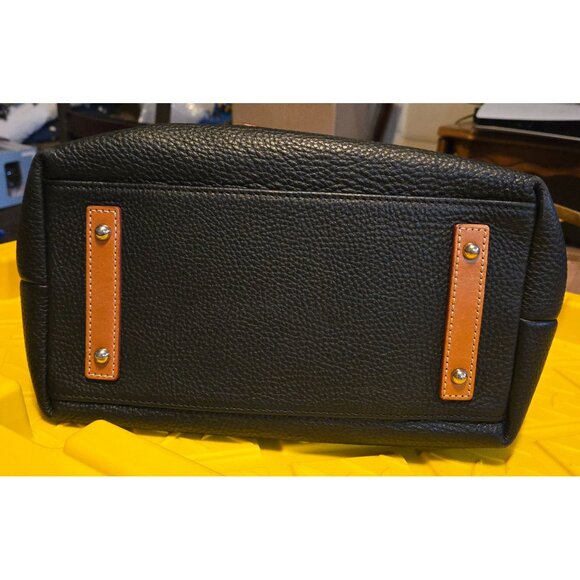 Dooney & Bourke Black Pebble Grain Leather Hobo Bag With Tan Accents & Red Inter - Picture 4 of 10